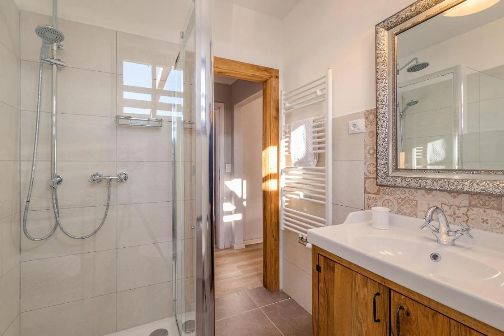 Villa Rajana For 14 Persons With Kids Playground & Pool Heating In Central Istria Svetvinčenat Chorvatsko