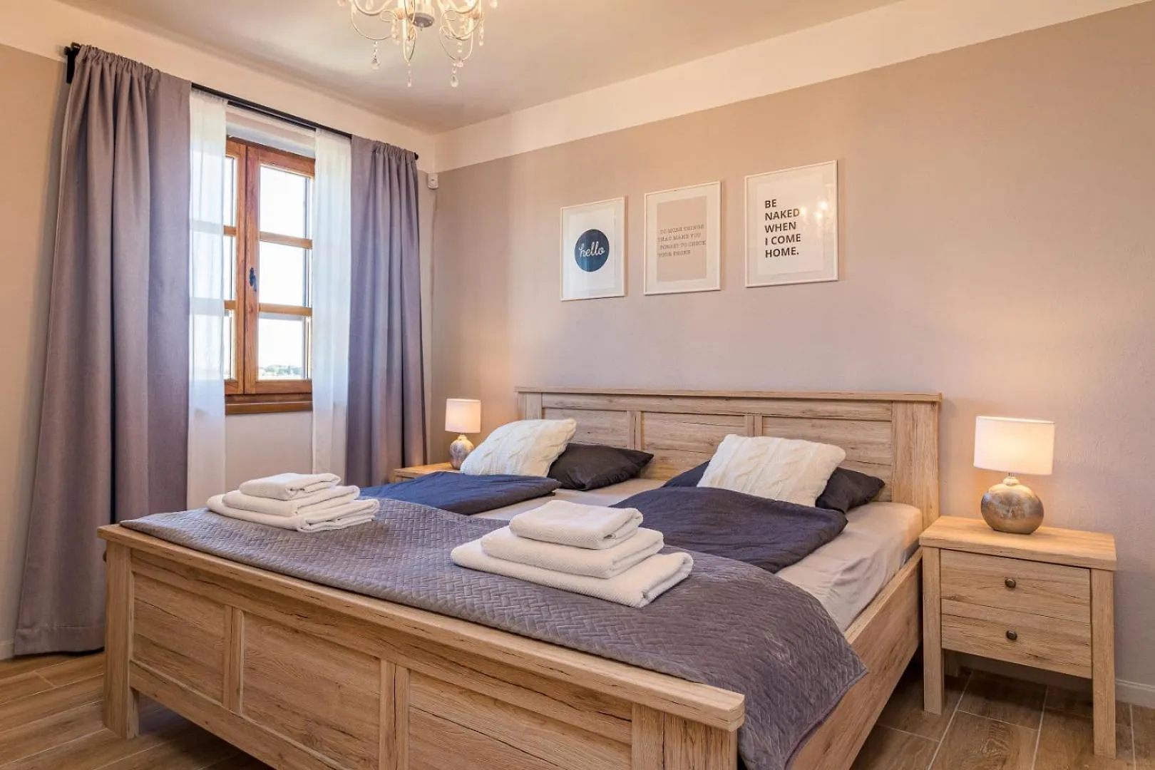 Villa Rajana For 14 Persons With Kids Playground & Pool Heating In Central Istria Svetvinčenat