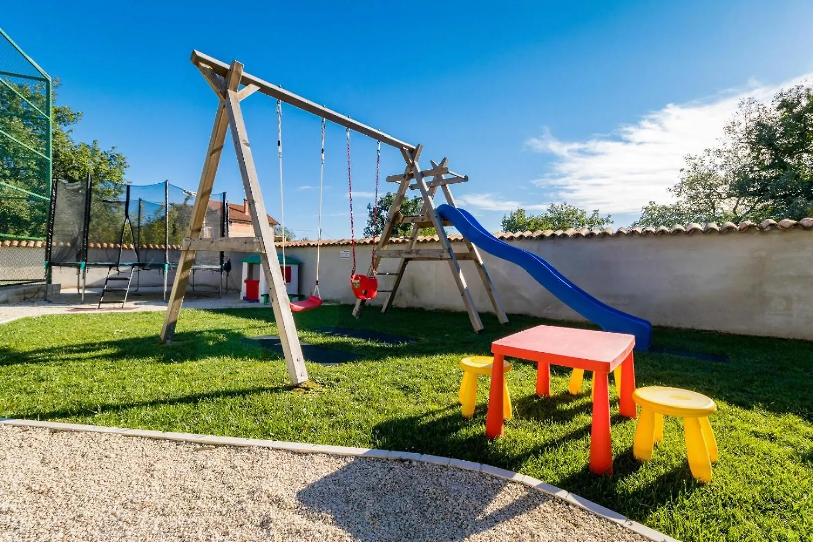 Villa Rajana For 14 Persons With Kids Playground & Pool Heating In Central Istria Svetvinčenat