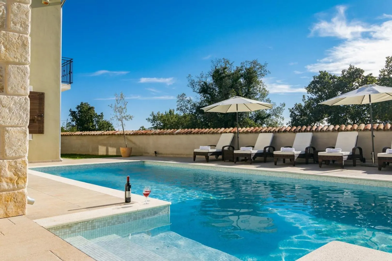 Villa Rajana For 14 Persons With Kids Playground & Pool Heating In Central Istria Svetvincenat